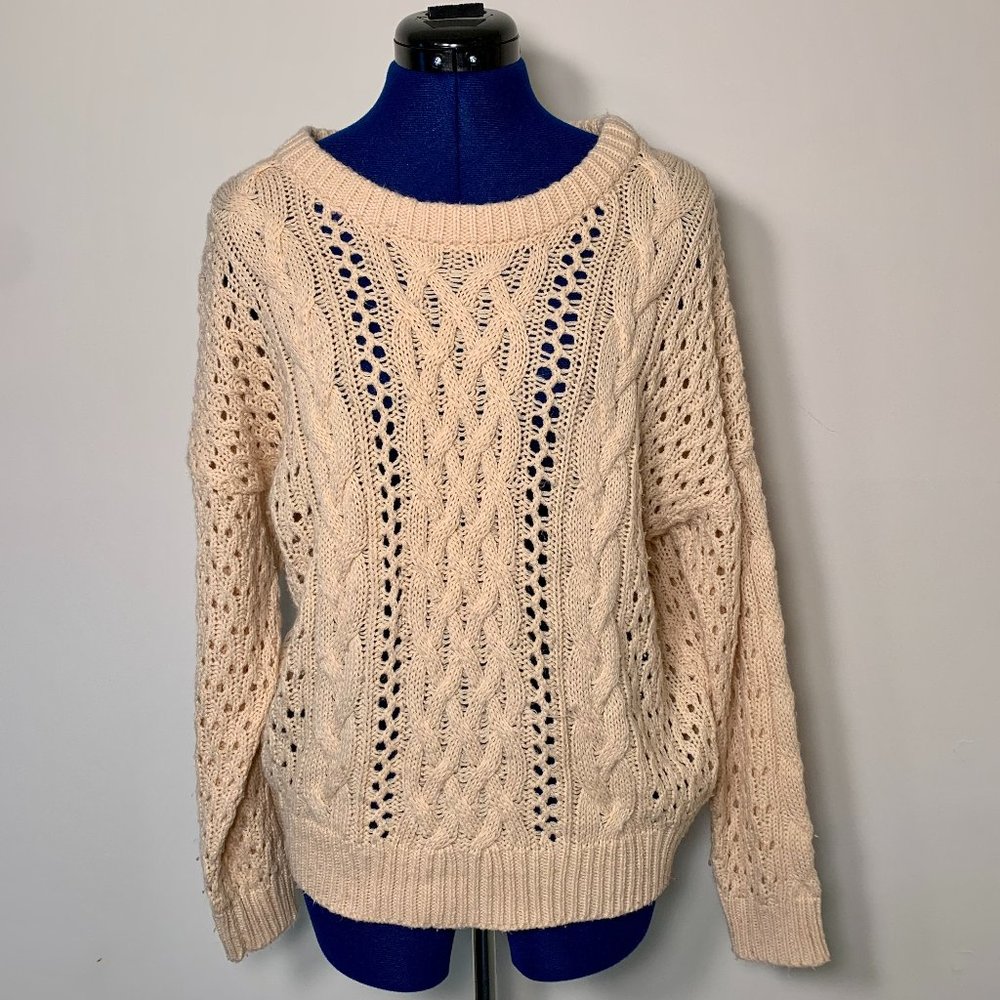Biege Pink Cable Knit Sweater in Womens Size Small or Medium